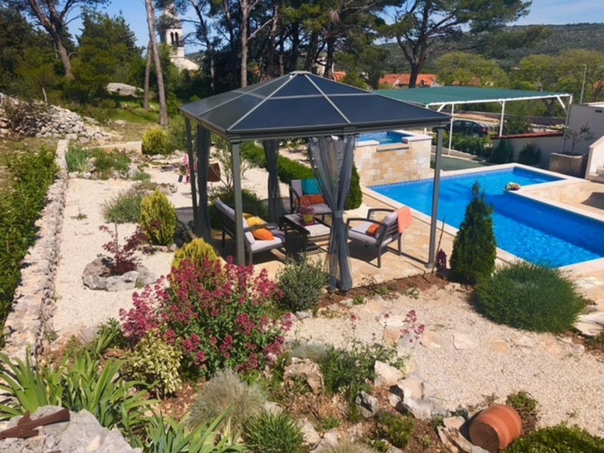Holiday Home Ela Dračevica 外观 照片