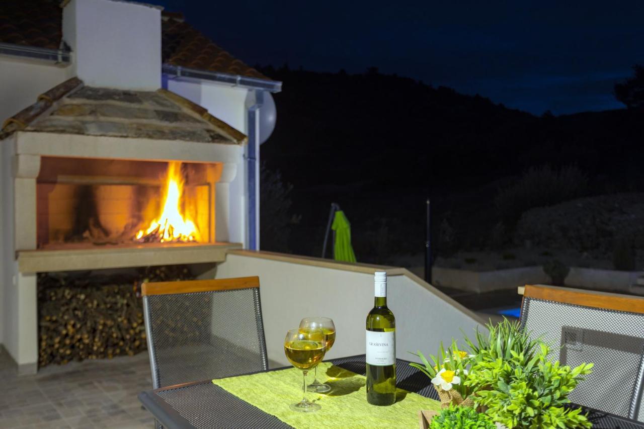 Holiday Home Ela Dračevica 外观 照片